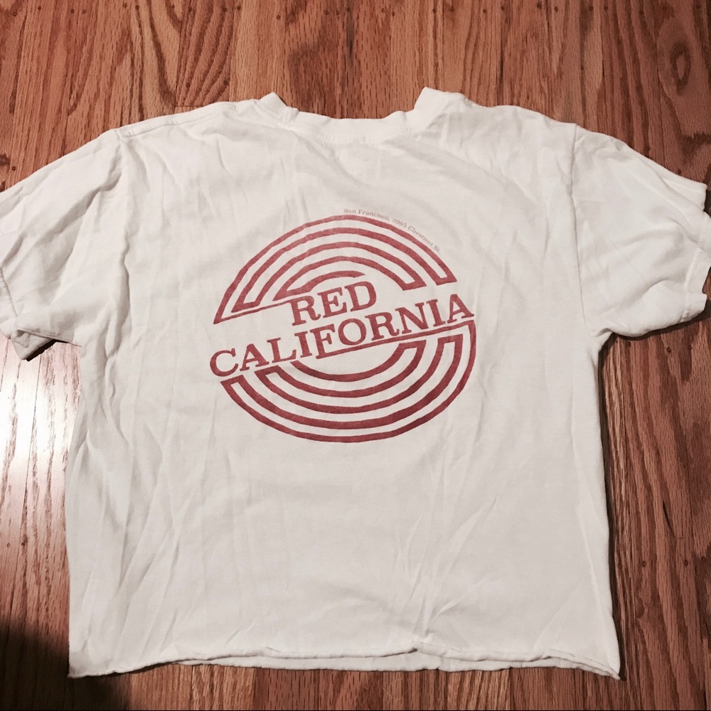 BRANDY MELVILLE TSHIRT - Picture 3 of 3